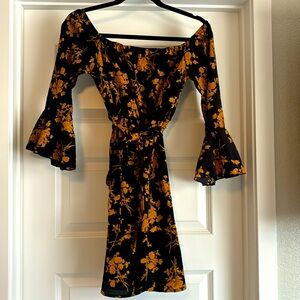 Size large belted floral dress